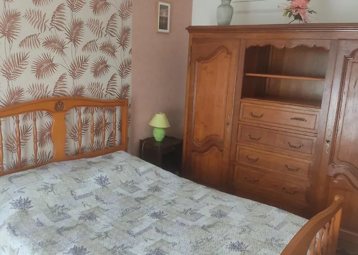Very Quiet Cocoon Near The Historical Center * Fréjus